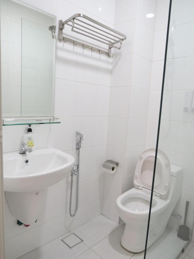 Apartment Mykeythe Wave A-17-13a *