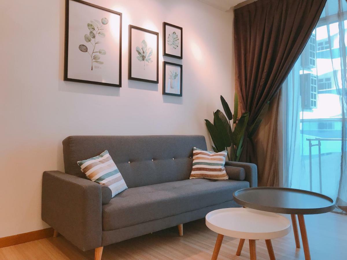 Apartment Mykeythe Wave A-17-13a *